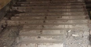 Демонтаж ступеней в Тихорецке: гранитные, деревянные, ЖБ - расценка в смете от 307 руб.
