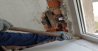 Демонтаж оконных откосов по выгодной цене от 511 руб. в Тихорецке - Сварной-Тхр